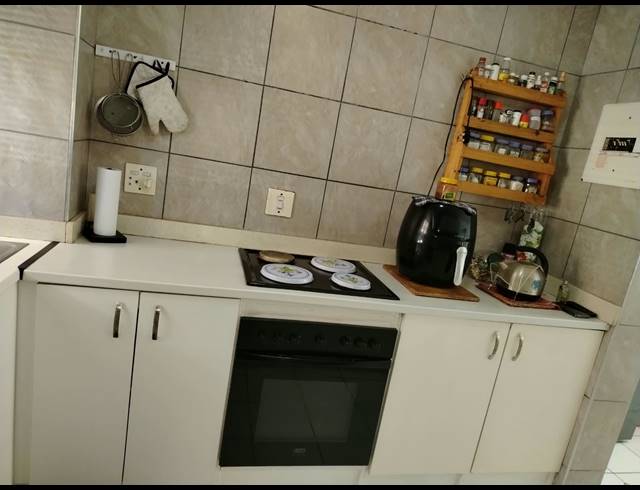 2 BEDROOM APARTMENT FOR SALE IN BLUFF